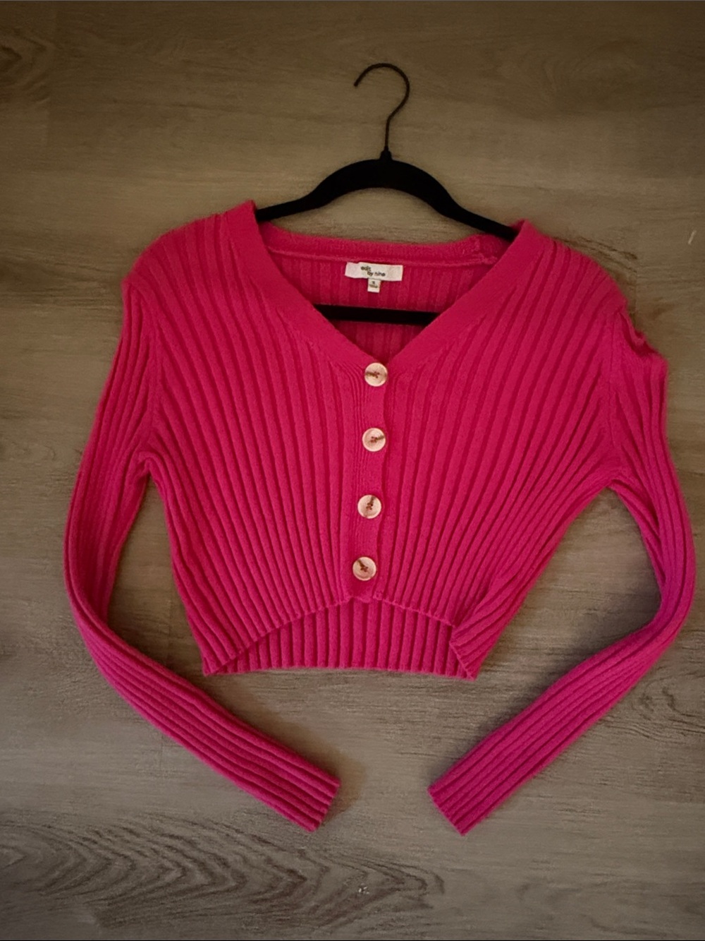 Women’s Ribbed Button-Front Crop Top - Hot Pink
